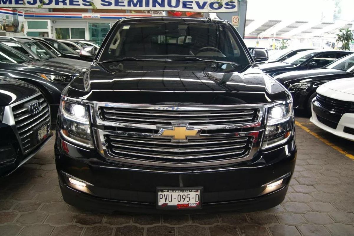 Chevrolet Suburban 5.4 Premier Piel 4x4 2018 At
